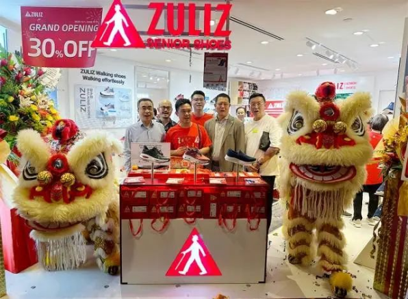 “老（lǎo）人鞋”品牌走出國門，在海外暢銷！