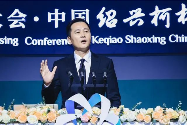 安踏董事長表示：運動鞋服賽道是服飾賽道中最優質（zhì）的賽道（dào）！